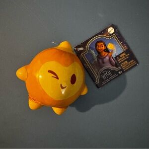 Disney Wish Star Reveal, Sealed (1 of 6) figures inside, Mystery